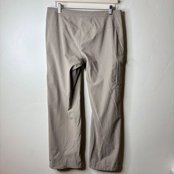 Mountain Hardwear Yuma Pants Womens‎ 12 Khaki Cargo Pocket Cinch Hem Outdoors - Picture 4 of 12